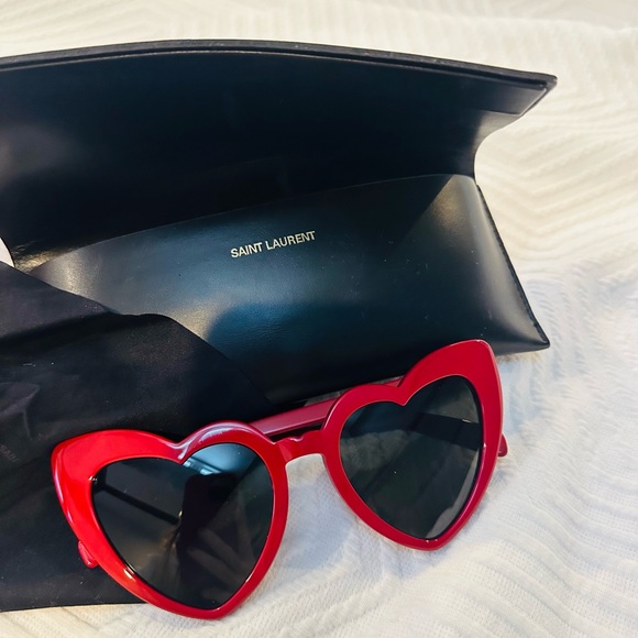 Saint Laurent New Wave Heart LouLou Sunglasses - Picture 2 of 14